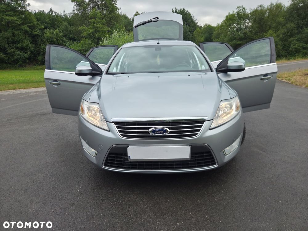 Ford Mondeo 1.8 TDCi Ghia - 23