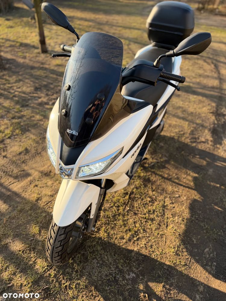 Aprilia Inny - 3