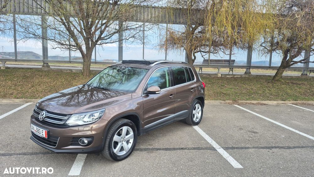 Volkswagen Tiguan 2.0 TDI DPF 4Motion BlueMotion Technology DSG Exclusive - 23
