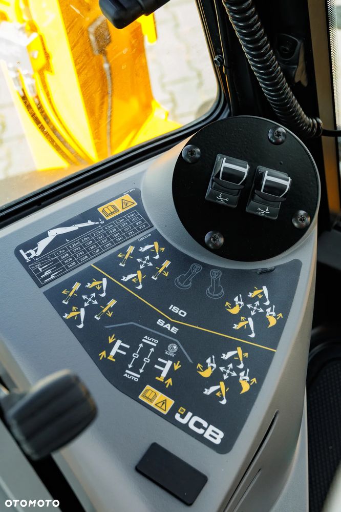 JCB NOWA 0 mtg Koparko-ładowarka 3CX PLUS - 110KM - 35