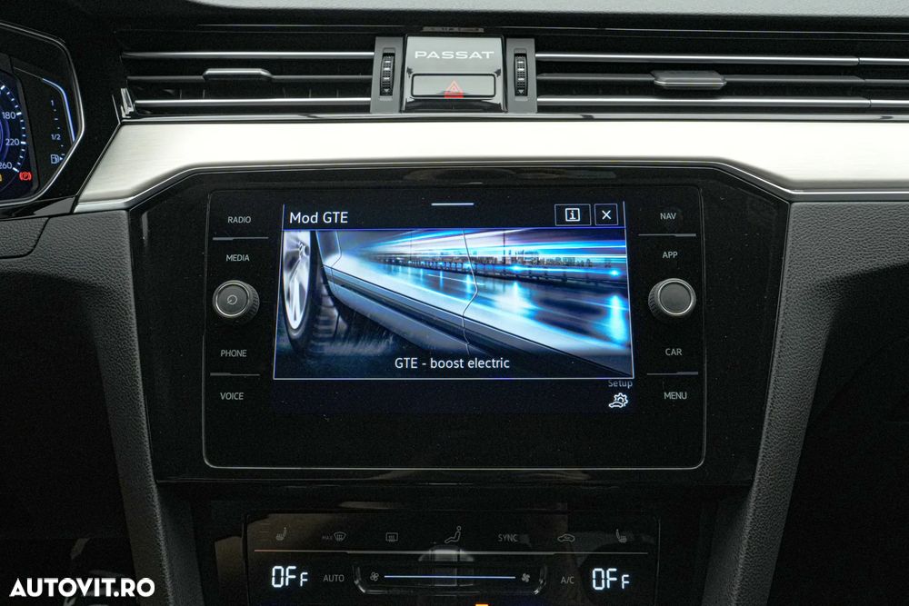 Volkswagen Passat 1.4 TSI DSG GTE - 26