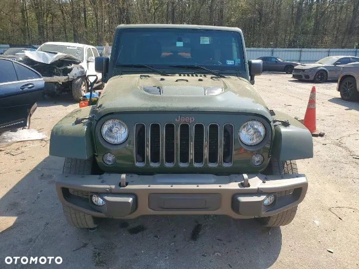 Jeep Wrangler - 5