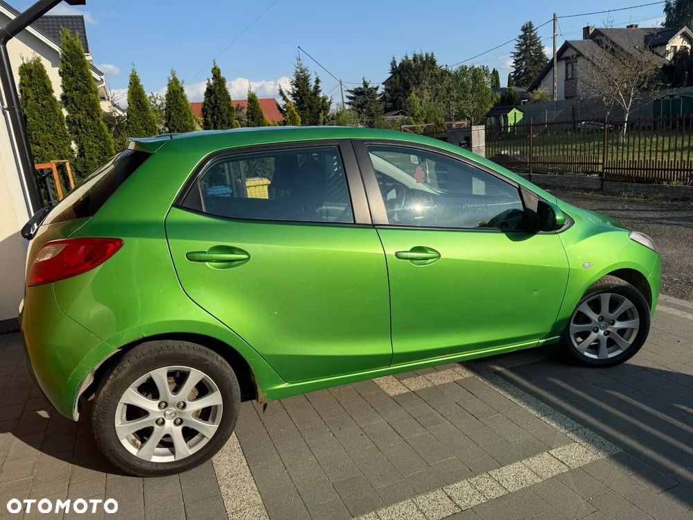 Mazda 2 - 9