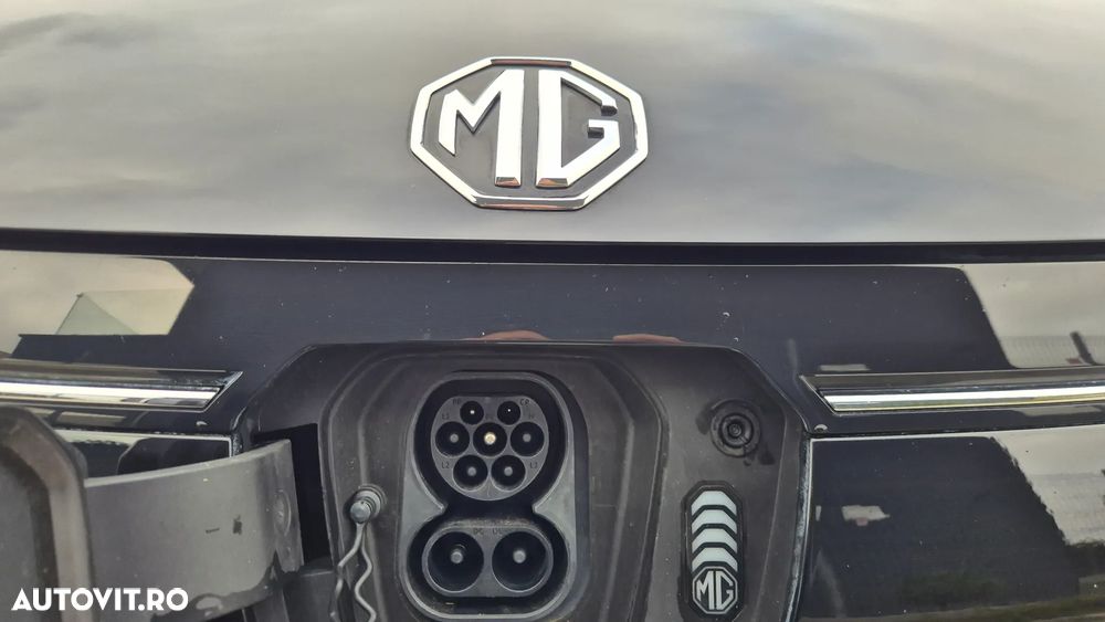 MG MG5 5 Standard Luxury - 39