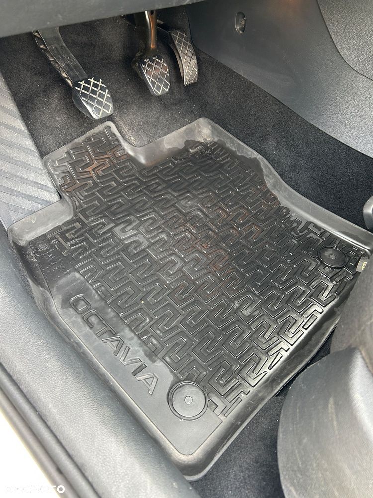 Skoda Octavia 1.6 TDI Ambition - 25