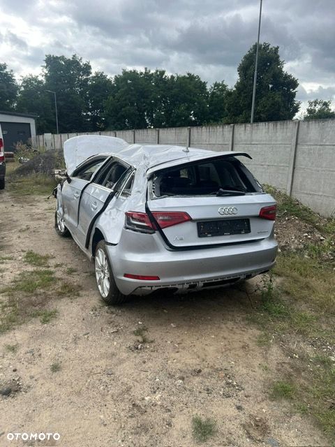 Audi A3 Sportback - 2