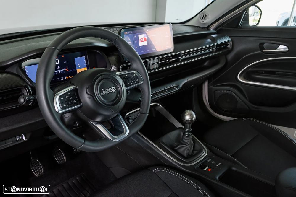 Jeep Avenger 1.2 GSE T3 Altitude - 17