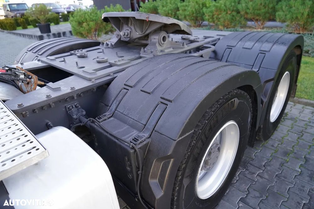 Volvo FH 16 / 660 / 6x4 / GVM: 180.000 KG!! / RETARDER / EURO 6 / I-PARK COOL - 12