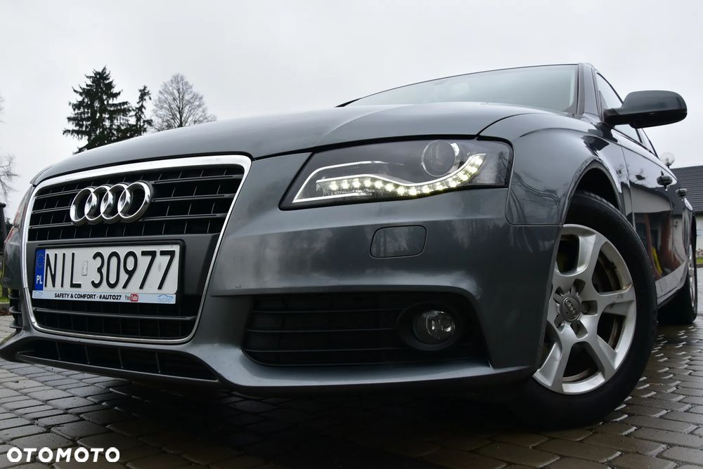 Audi A4 Avant 2.0 TDI ultra DPF Attraction - 28