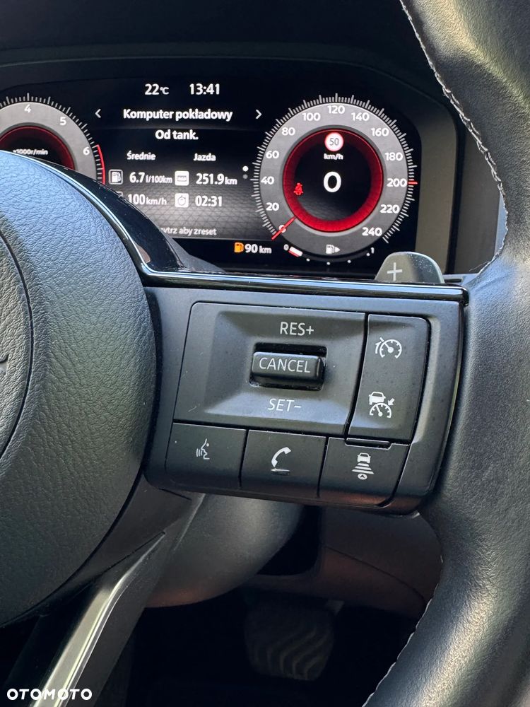 Nissan Qashqai 1.3 DIG-T MHEV N-Connecta Xtronic - 26