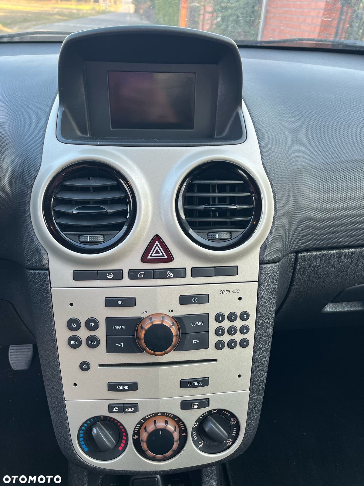 Opel Corsa - 13