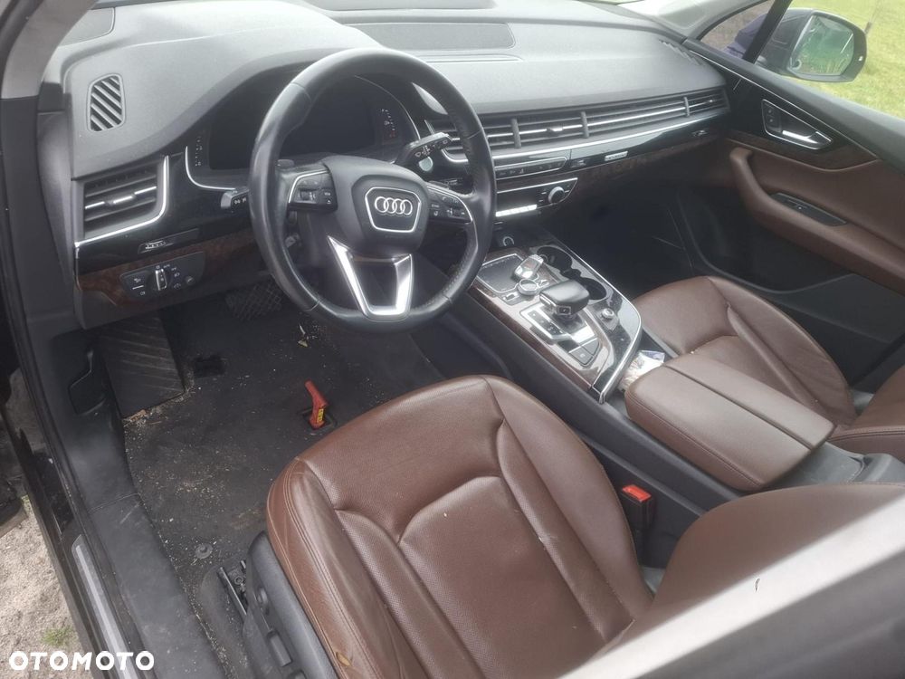 Audi Q7 3.0 TFSI Quattro Tiptronic - 9