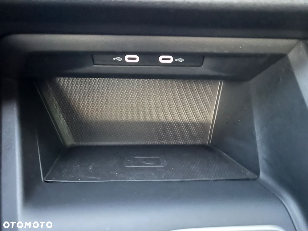 Volkswagen Golf VII 1.5 TSI BMT Evo Comfortline DSG - 32