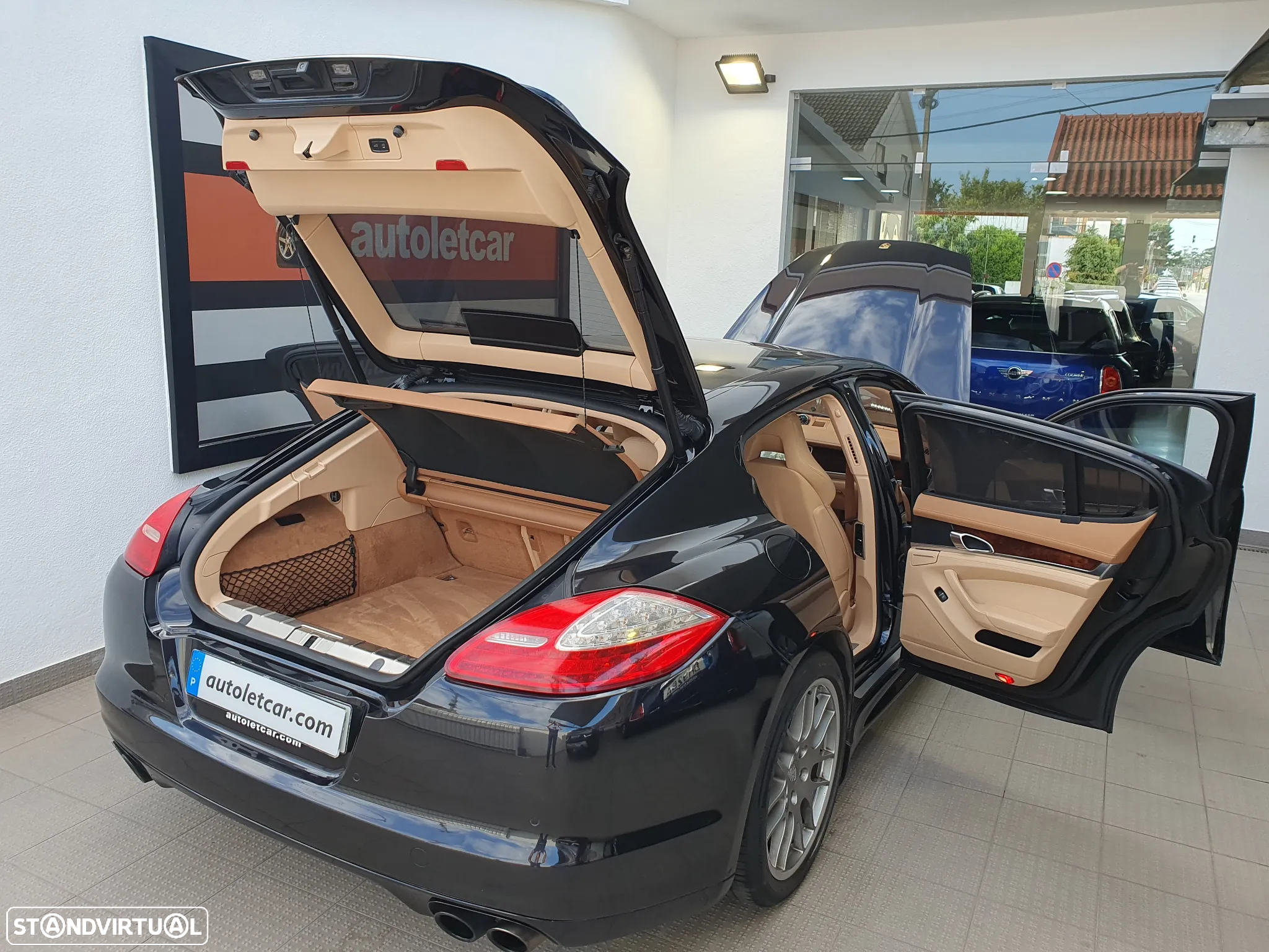 Porsche Panamera S Hybrid - 24