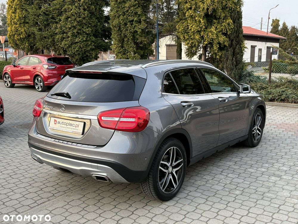 Mercedes-Benz GLA - 6
