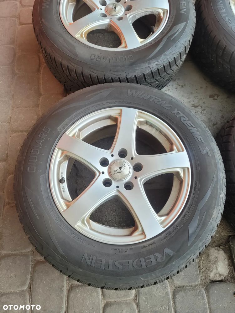 Koła zimowe - Nissan Qashqai 2007-2022 - 16 cali 215/65R16 Vredestein - 4