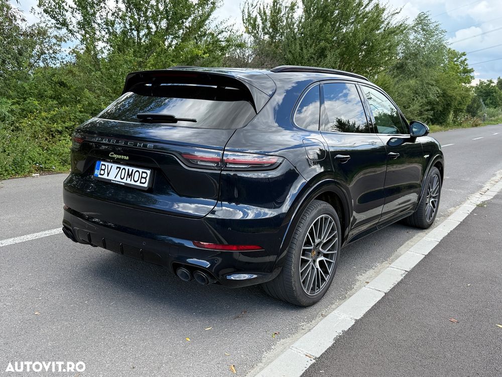 PORSCHE Cayenne 2022 — imagine 8