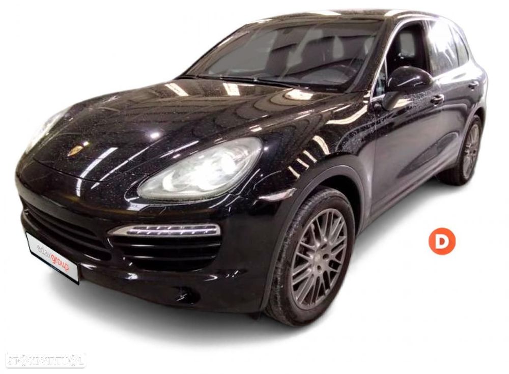 Porsche Cayenne - 1