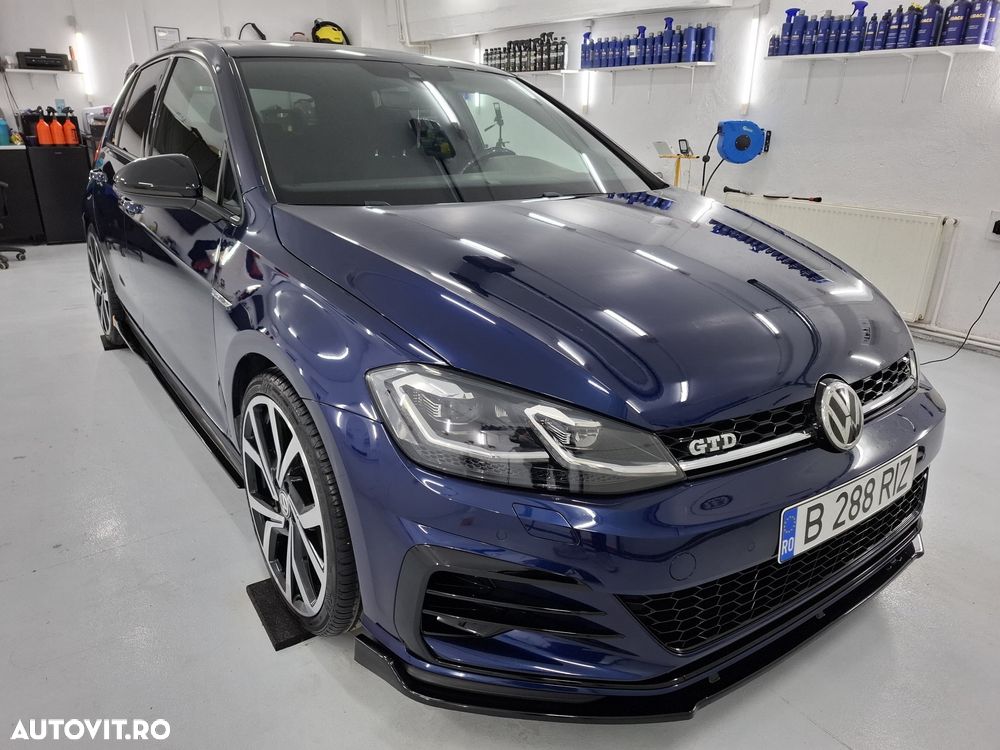 Volkswagen Golf 2.0 TDI DPF BMT DSG GTD - 12