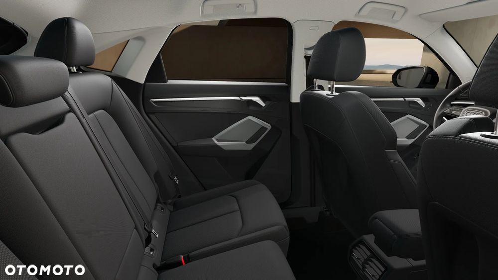 Audi Q3 Sportback - 12
