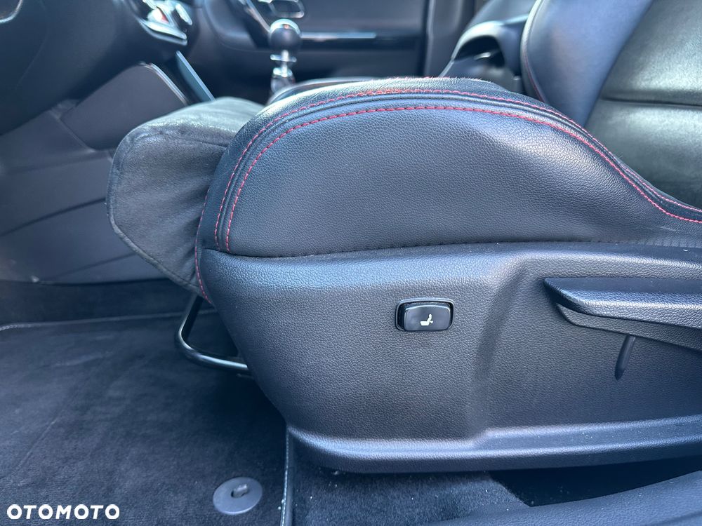 Kia Ceed 1.6 T-GDI GT-Challenge - 28