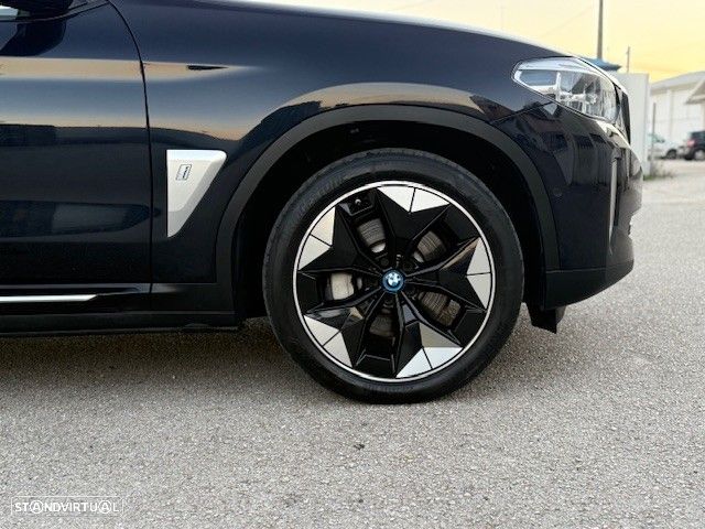 BMW iX3 Impressive - 21