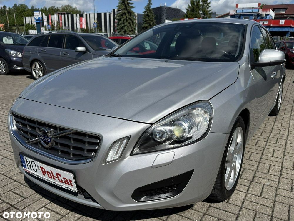 Volvo S60 - 4