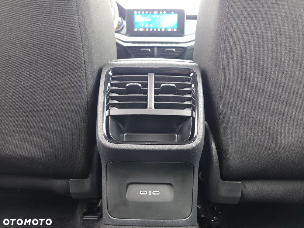 Skoda Octavia 2.0 TDI Drive Essence DSG - 9