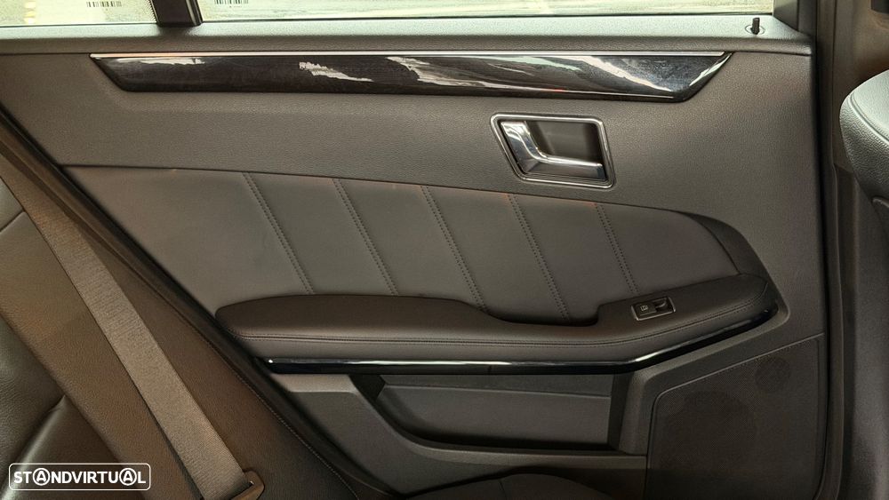 Mercedes-Benz E 350 CDI Avantgarde BlueEfficiency - 42