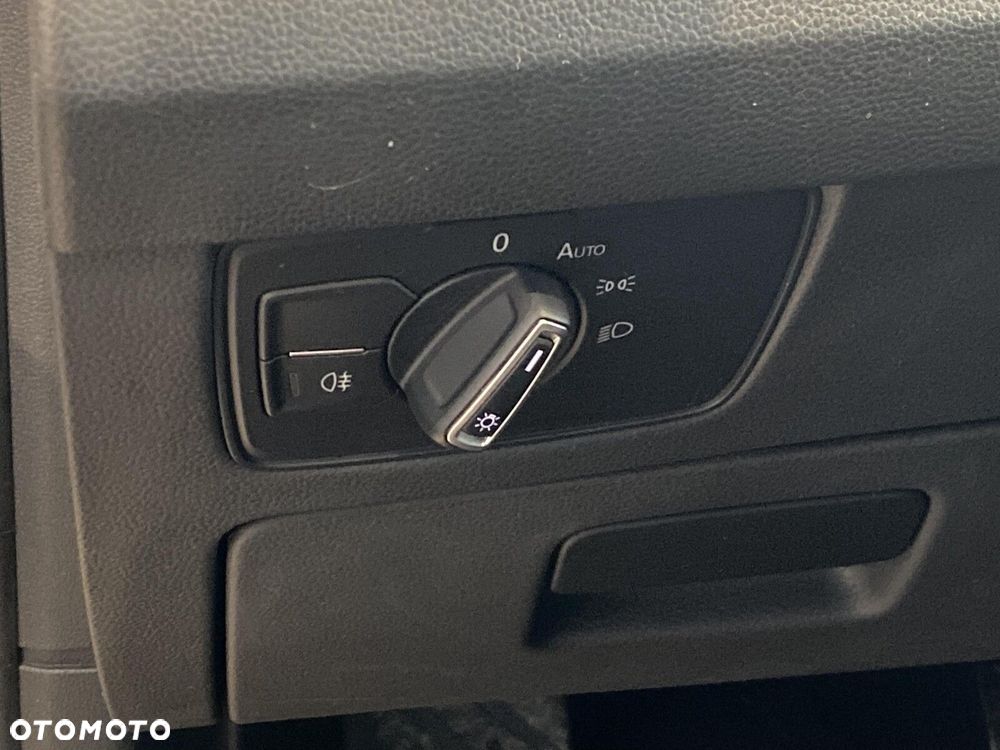 Volkswagen Passat - 10