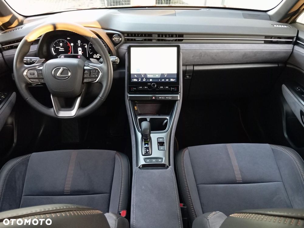 Lexus LBX 1.5 Hybrid Cool - 3