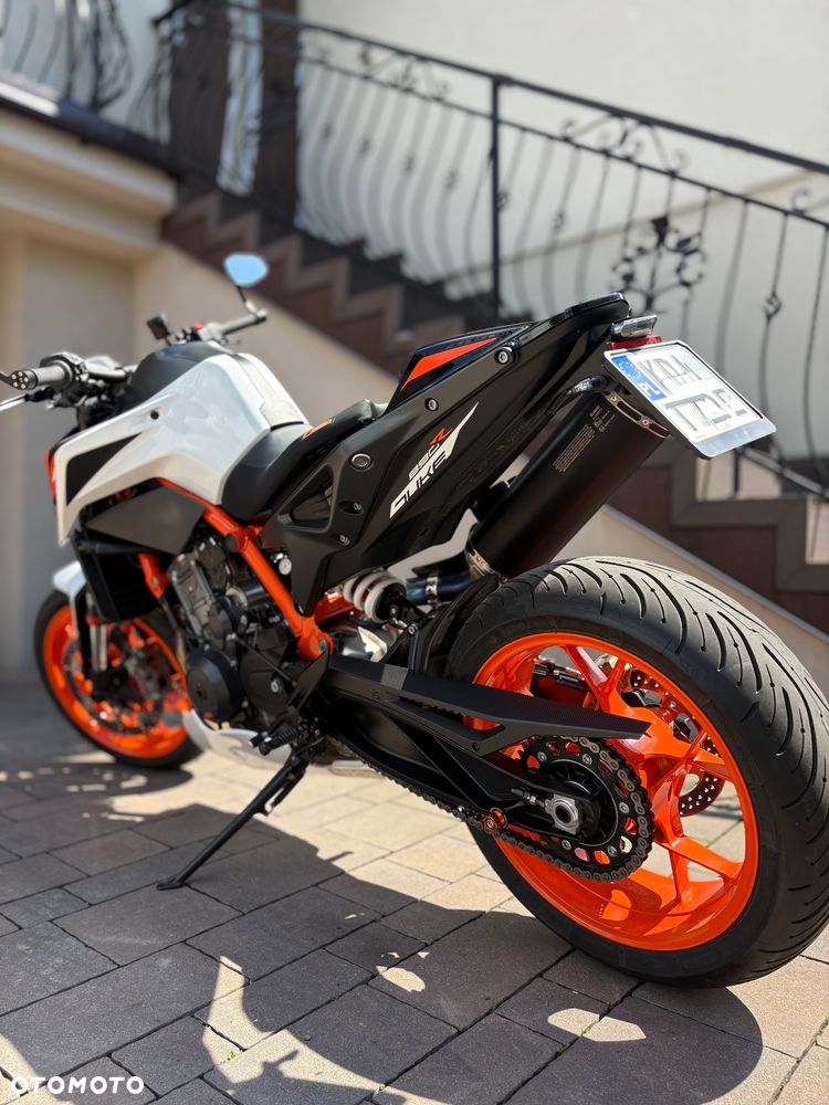 KTM DUKE 890 - 4