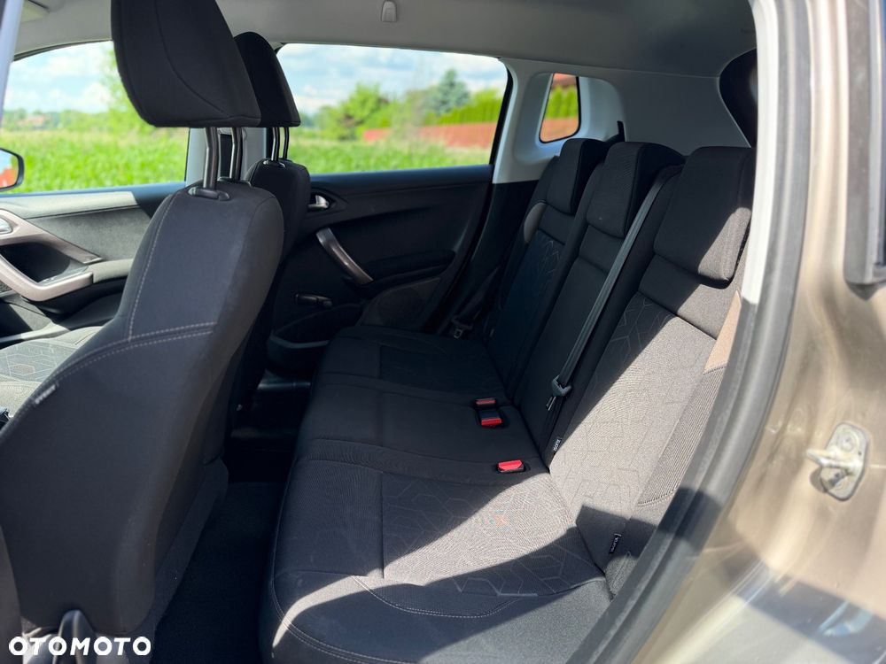 Peugeot 2008 PureTech 82 Active - 15