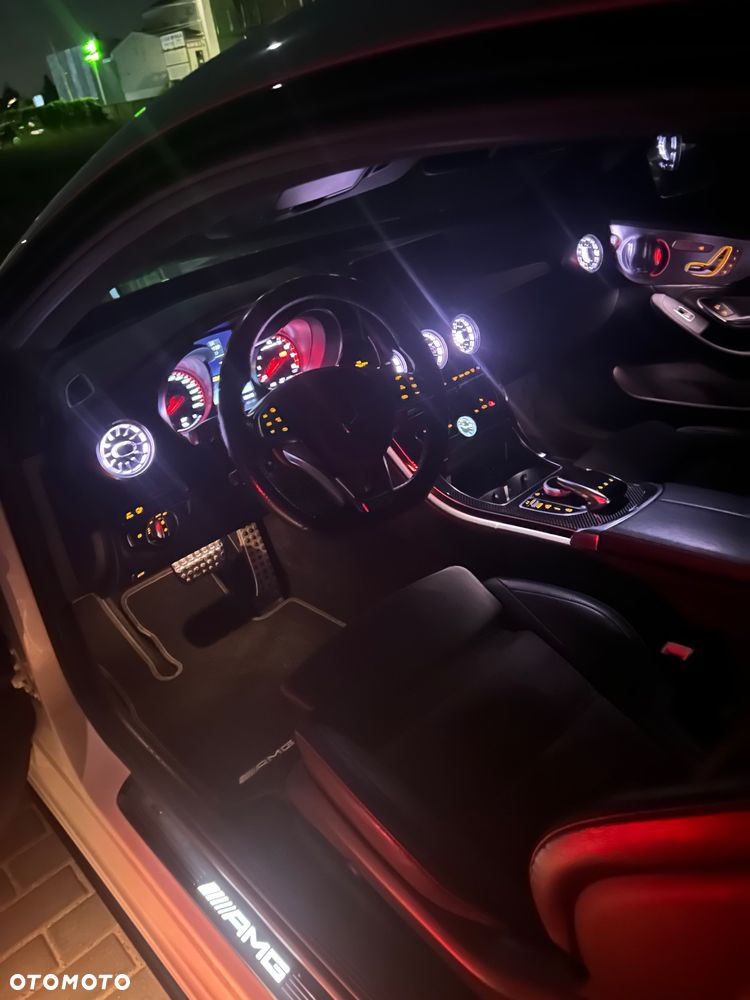 Mercedes-Benz Klasa C AMG 43 Coupe 4Matic 9G-TRONIC Night Edition - 39
