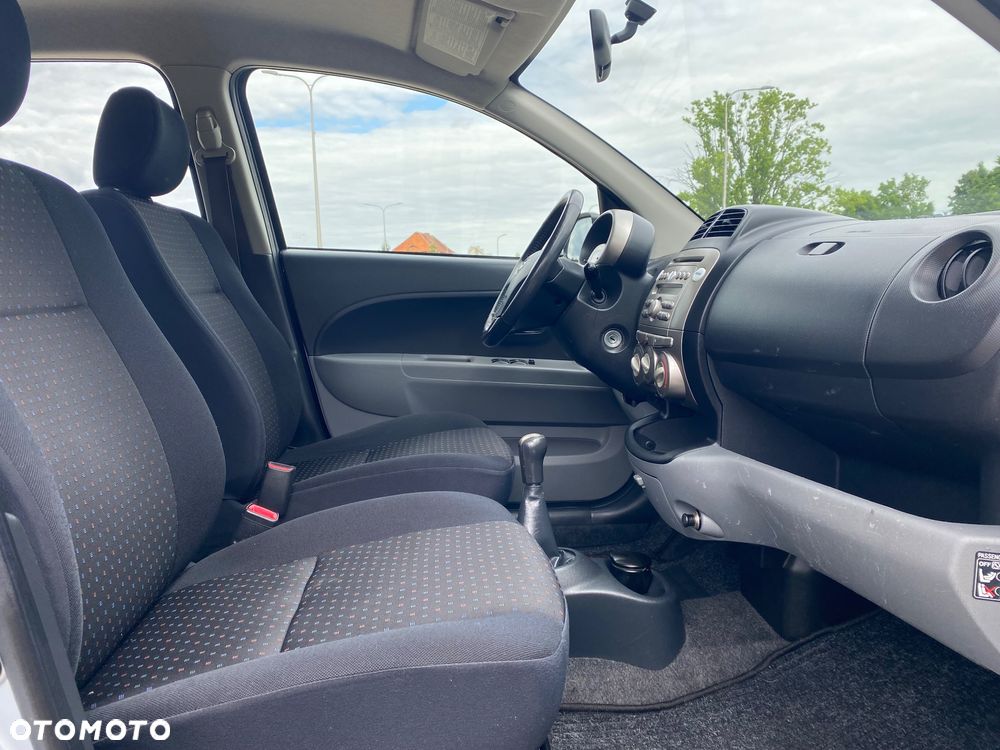 Daihatsu Sirion 1.3 - 11
