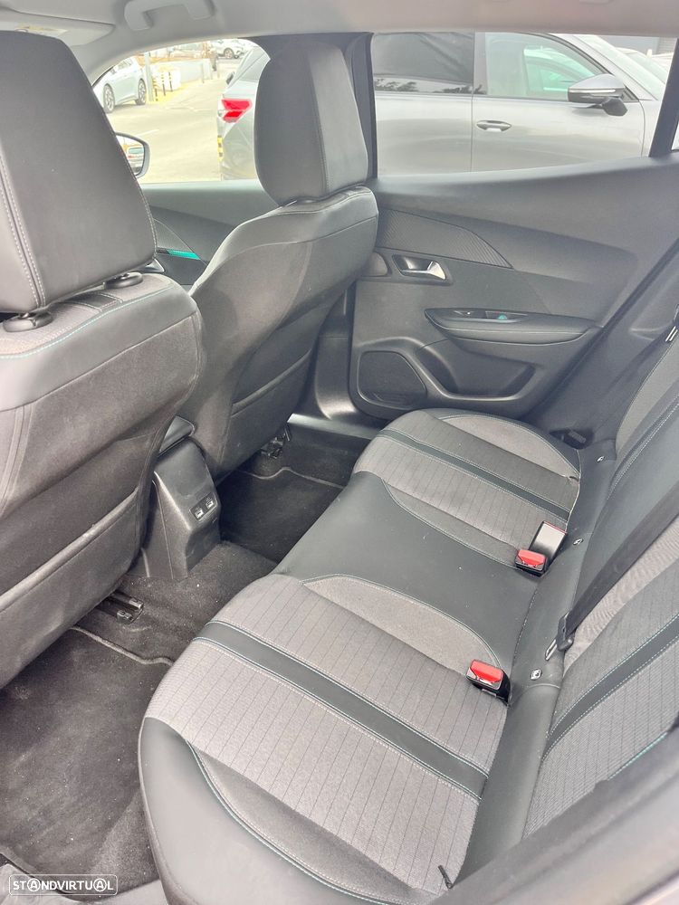 Peugeot 2008 - 5