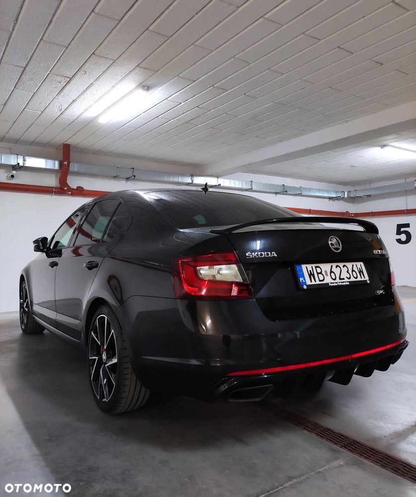Skoda Octavia 2.0 TSI RS Challenge 245 DSG - 6