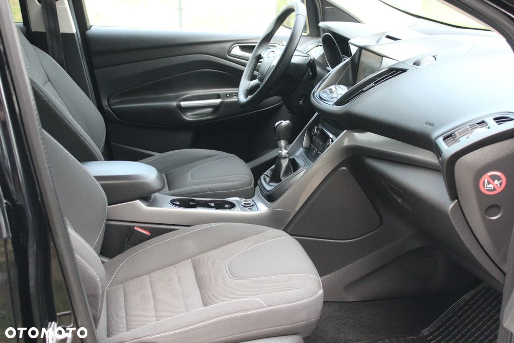 Ford Kuga 2.0 TDCi 4x4 Titanium - 20