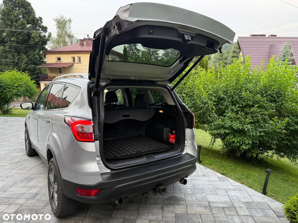 Ford Escape 2.0 EcoBoost AWD Titanium - 9