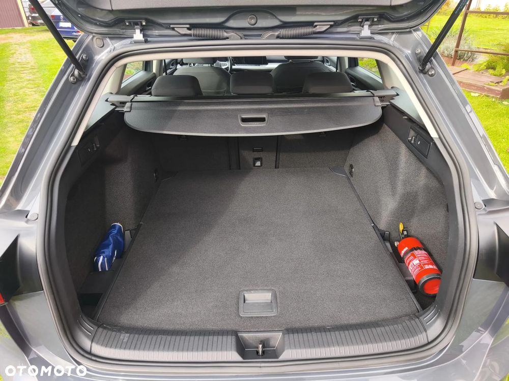 Volkswagen Golf 2.0 TDI Life - 19