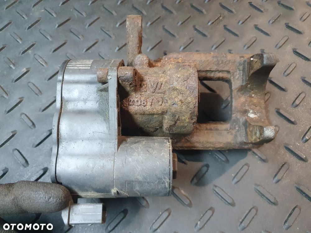 ZACISK PRAWY TYŁ OPEL GRANDLAND SUV - 3