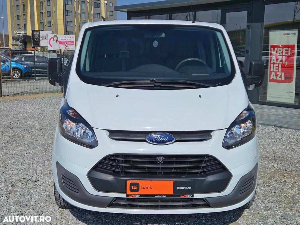 Ford Tourneo Custom - 9