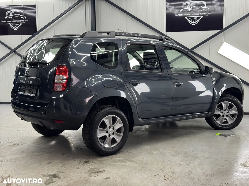 Dacia Duster 1.6 4x2 Laureate - 14