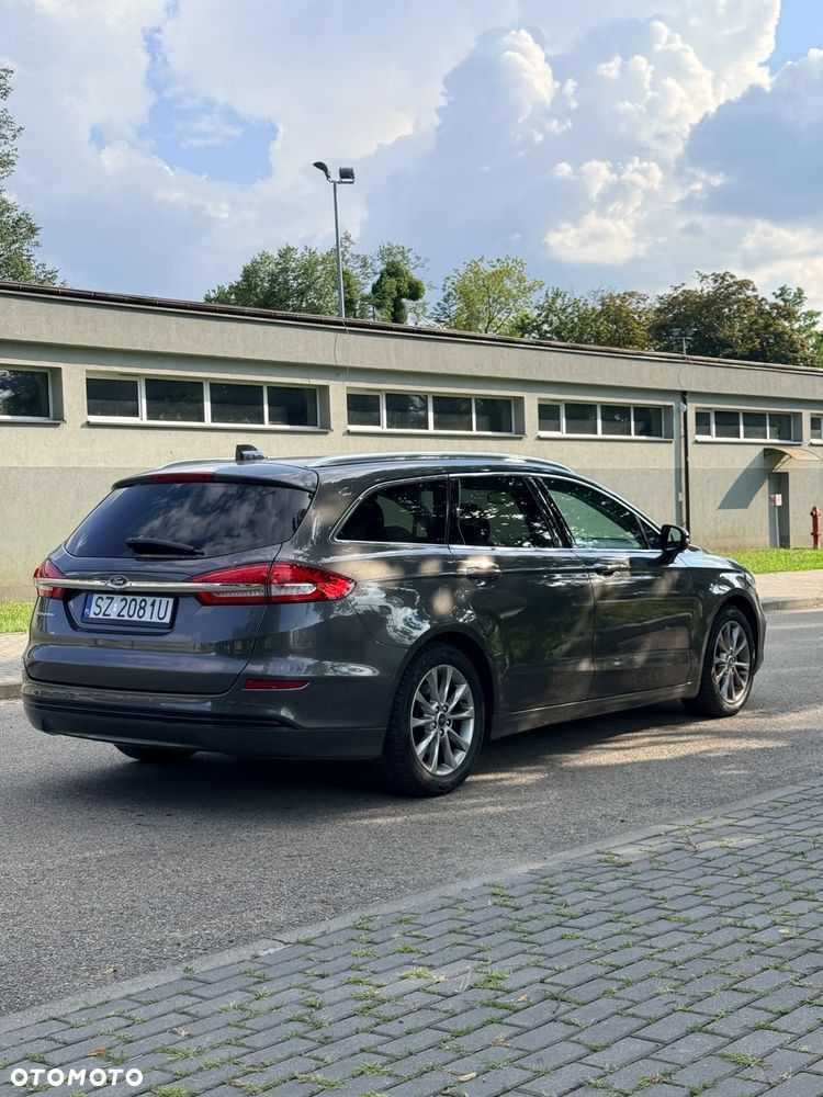Ford Mondeo - 2