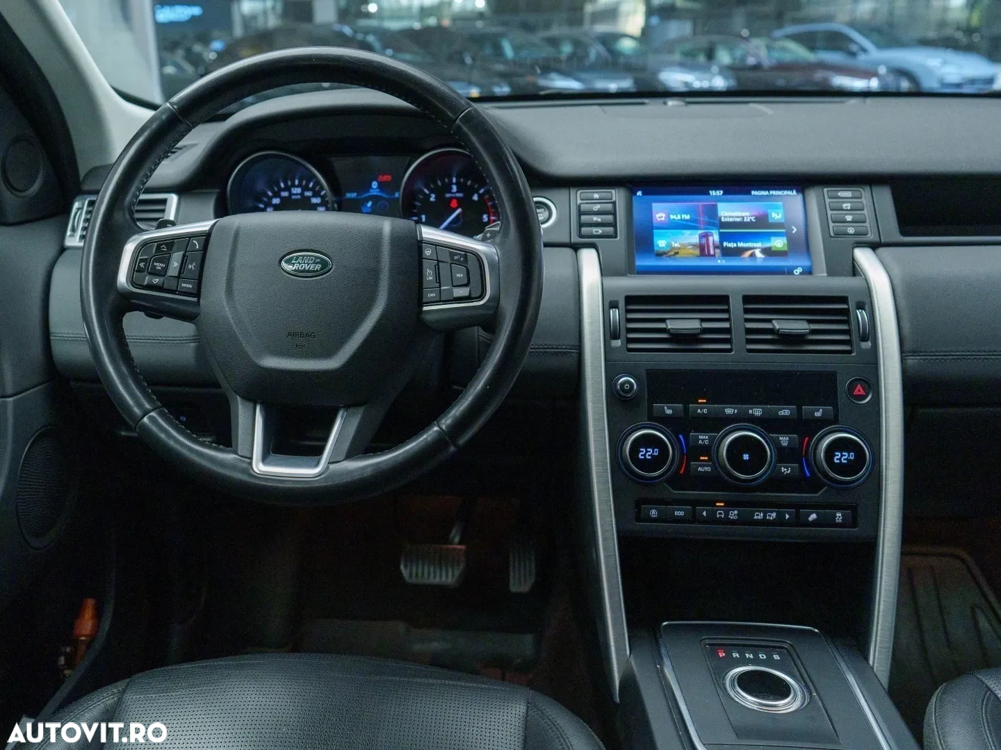 Land Rover Discovery Sport 2.0 l TD4 HSE Luxury Aut. - 4