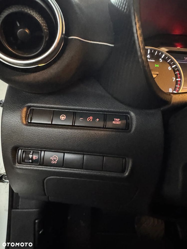 Nissan Juke 1.0 DIG-T N-Design DCT - 20