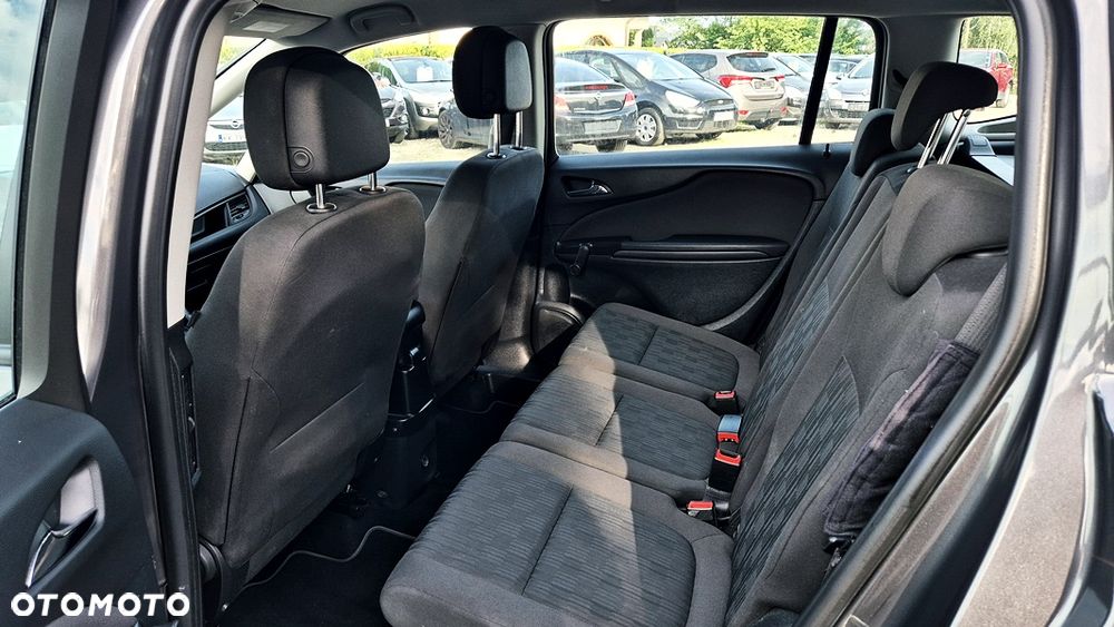 Opel Zafira Tourer 1.4 Turbo Business Edition - 32