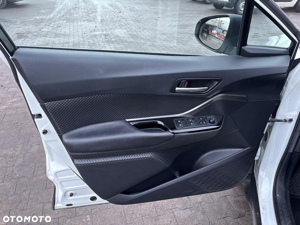 Toyota C-HR 1.8 Hybrid Executive - 23