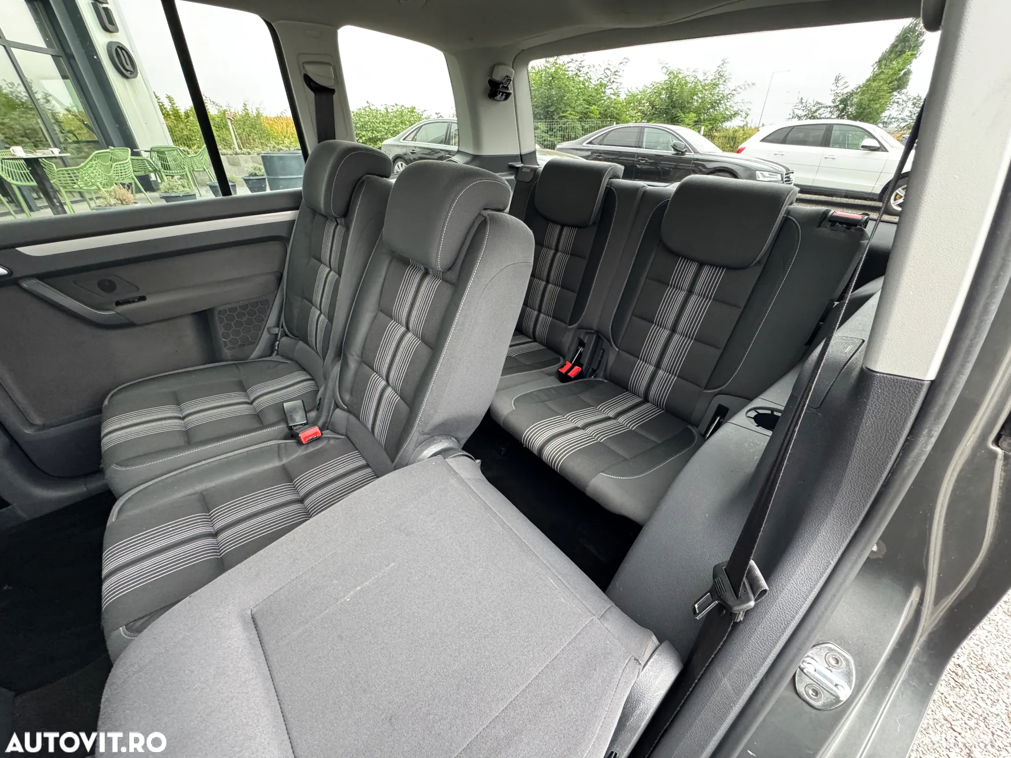 Volkswagen Touran 2.0 TDI DPF BlueMotion Technology MATCH - 19
