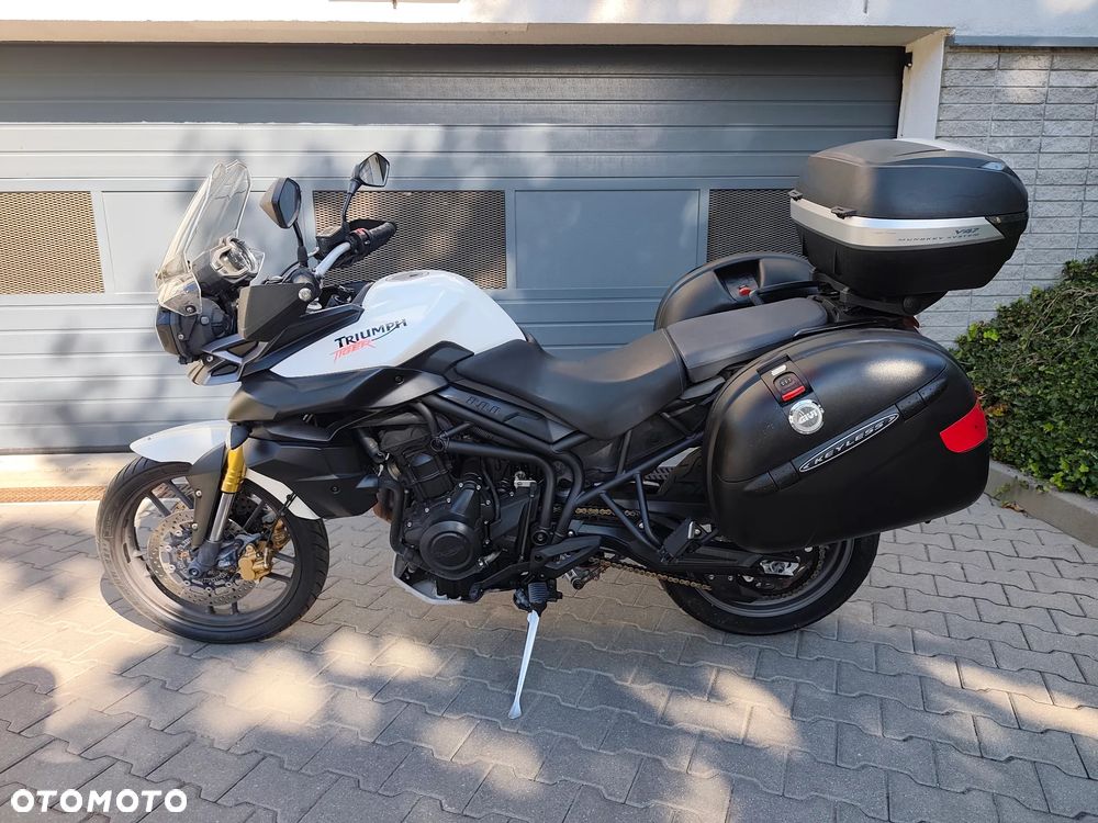 Triumph Tiger - 12